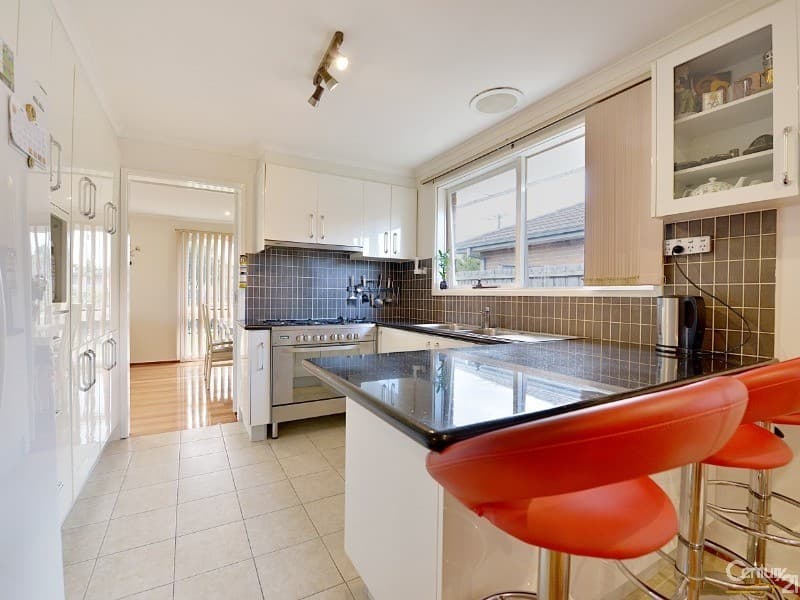 64 Davanzo Avenue, Clarinda, VIC, 3169, Clarinda - Thumbnail 4