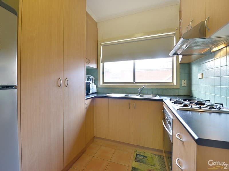 2/63 Carinish Road, Clayton, VIC, 3168, Clayton - Thumbnail 3