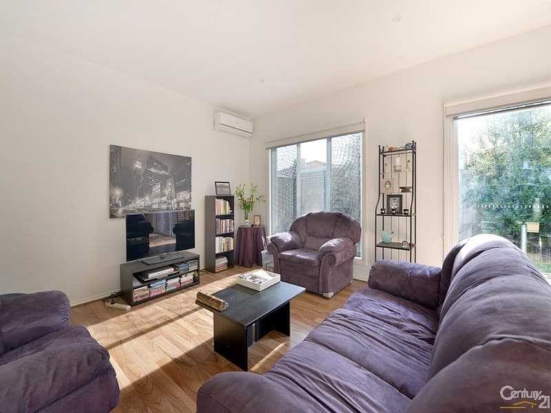 15b Barringun Crescent, Clayton South, VIC, 3169, Clayton South - Thumbnail 2