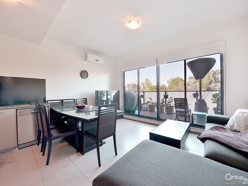 9/76 East Boundary Road, Bentleigh East, VIC, 3165, Bentleigh East - Thumbnail 2