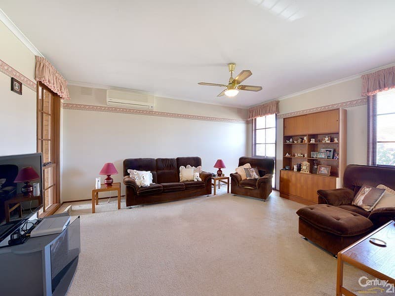 17 Merrigum Crescent, Clarinda, VIC, 3169, Clarinda - Thumbnail 2