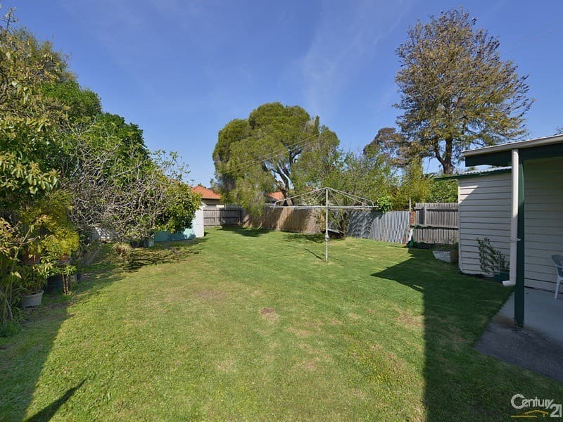 12 Poplar Grove, Carnegie, VIC, 3163, Carnegie - Thumbnail 2