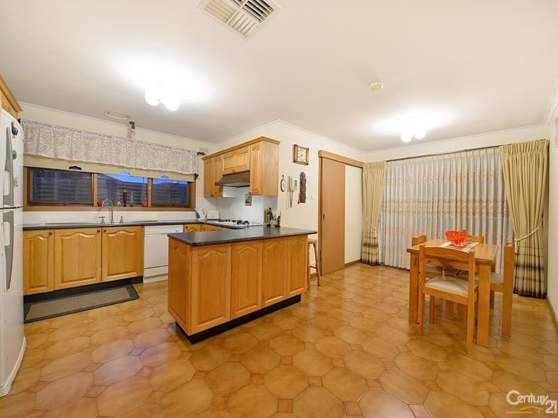 15 Cooinda Crescent, Clarinda, VIC, 3169, Clarinda - Thumbnail 4