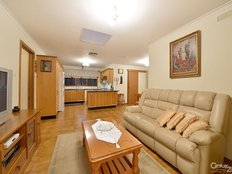 15 Cooinda Crescent, Clarinda, VIC, 3169, Clarinda - Thumbnail 7