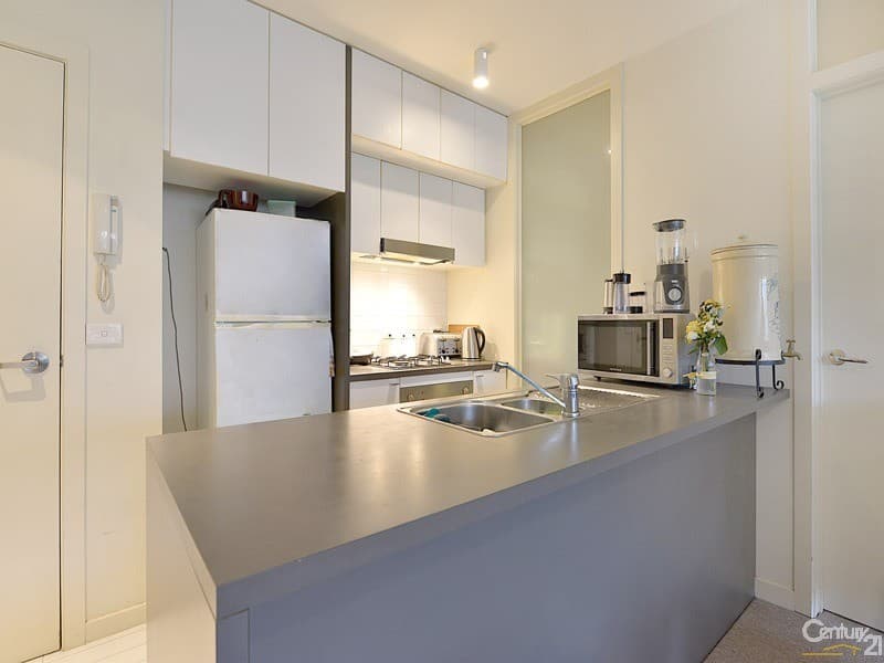 7/2 Monash Green, Clayton, VIC, 3168, Clayton - Thumbnail 2