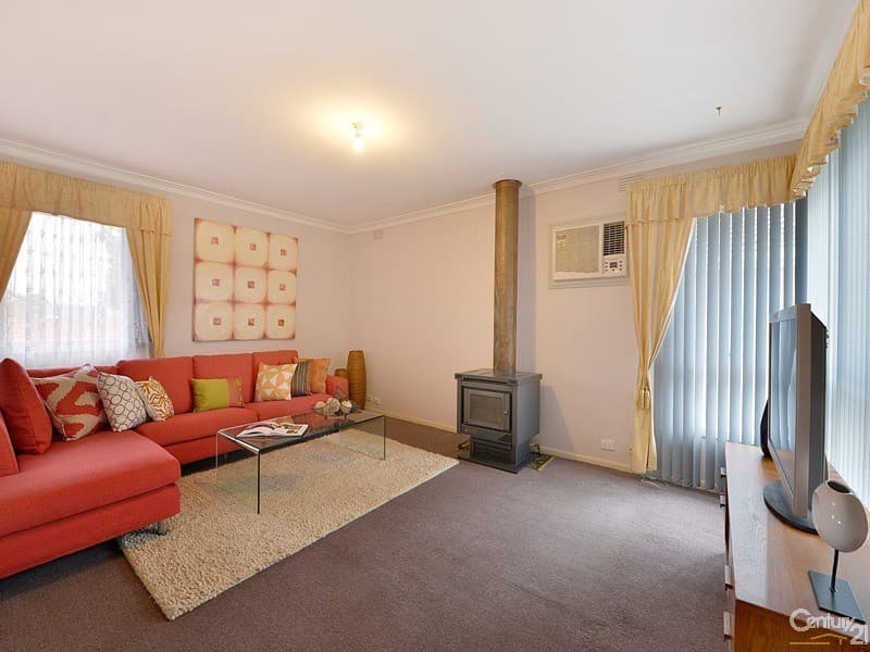 1 Mack Crescent, Clarinda, VIC, 3169, Clarinda - Thumbnail 2