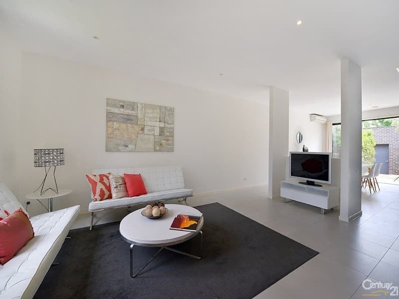 7 Evergreen Boulevard, Clayton South, VIC, 3169, Clayton South - Thumbnail 2