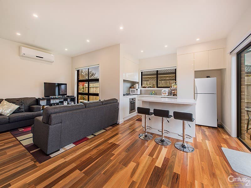 2/8 Mimosa Avenue, Oakleigh South, VIC, 3167, Oakleigh South - Thumbnail 2
