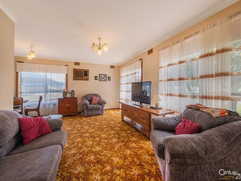 2 Joami Street, Cheltenham, VIC, 3192, Cheltenham - Thumbnail 2