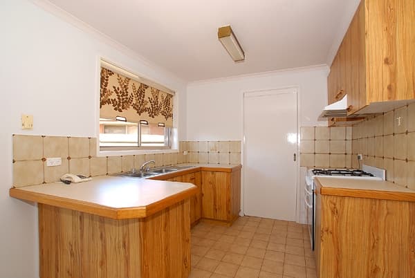 Unit 7 / 2 Cunningham Place, Oakleigh South, VIC, 3167, Oakleigh South - Thumbnail 2