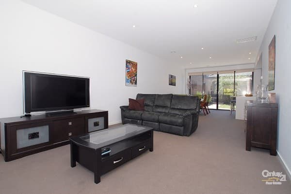 10 Botanic Drive, Clayton South, VIC, 3169, Clayton South - Thumbnail 2