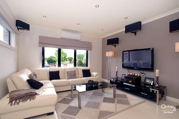 1/14 Prince Charles Street, Clayton, VIC, 3168, Clayton - Thumbnail 2