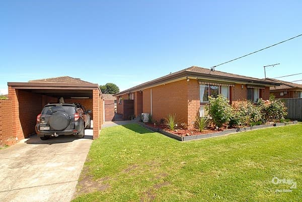 8 / 24B The Avenue, MORWELL VIC 3840, Morwell - Image 1
