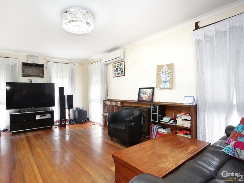35 Douglas Street, Noble Park, VIC, 3174, Springvale South - Thumbnail 3