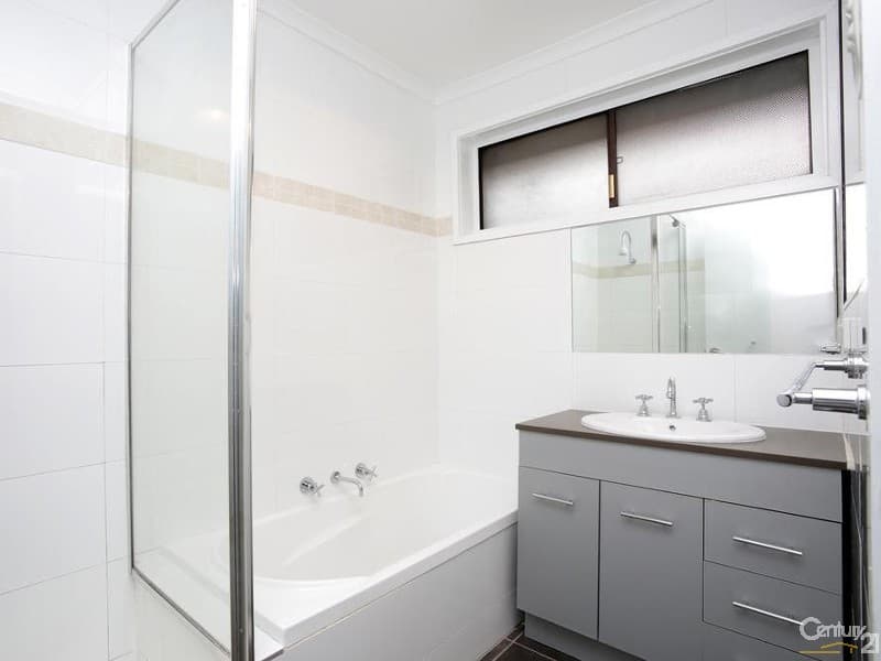 28 Coolavin Road, Noble Park North, VIC, 3174, Noble Park North - Thumbnail 5