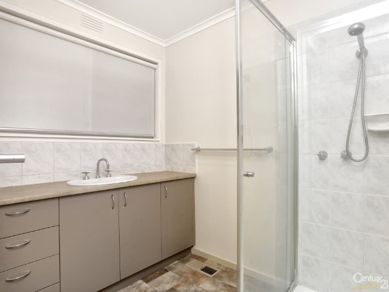 12 Large Street, Springvale, VIC, 3171, Springvale - Thumbnail 5