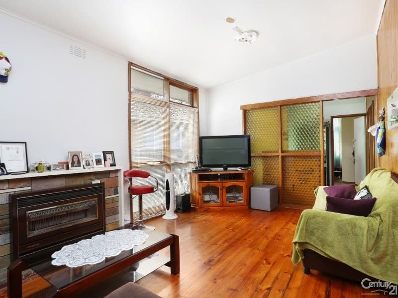 31 Phillip Ave, Springvale, VIC, 3171, Springvale - Thumbnail 2