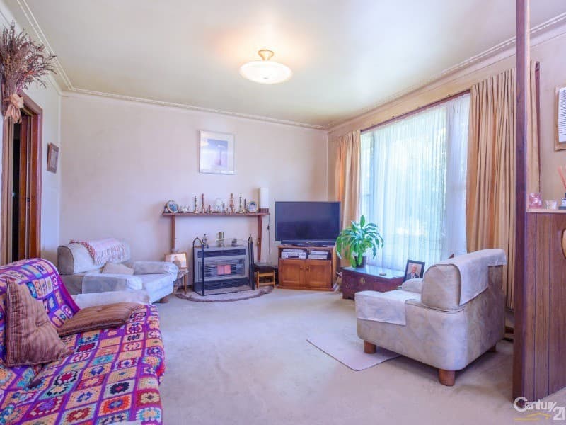 17 Broadoak Street, Noble Park, VIC, 3174, Noble Park - Thumbnail 3