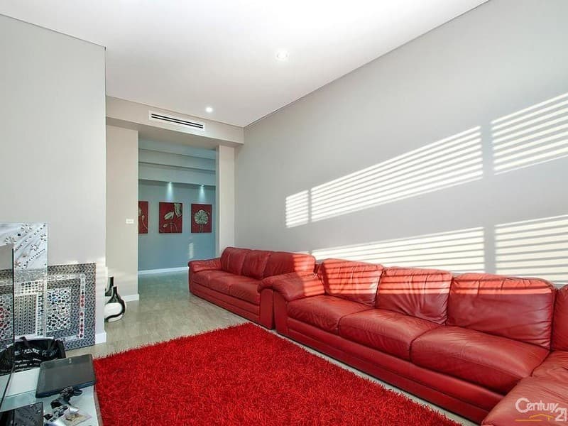 84 Riverbank Drive, The Ponds, NSW, 2769, The Ponds - Thumbnail 2