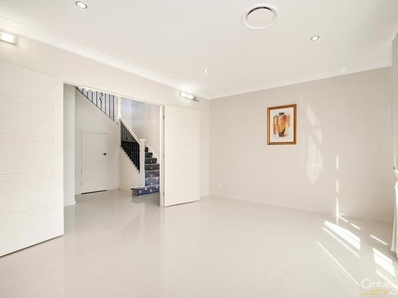 33 Hazelton Avenue, Kellyville Ridge, NSW, 2155, Kellyville Ridge - Thumbnail 3