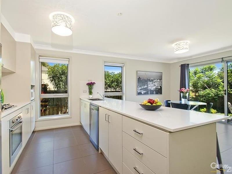 18 Kentmere Street, Stanhope Gardens, NSW, 2768, Stanhope Gardens - Thumbnail 3