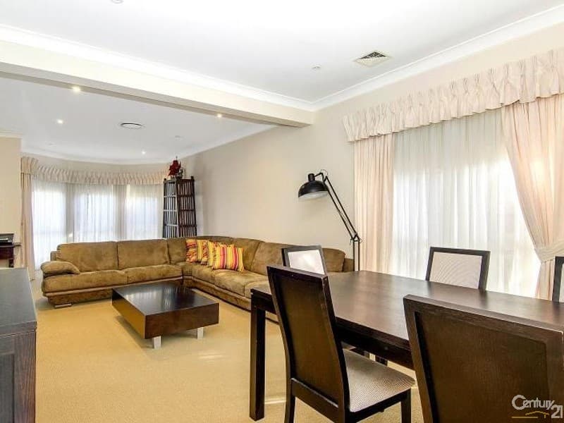 24 Fernleaf Crescent, Beaumont Hills, NSW, 2155, Beaumont Hills - Thumbnail 4