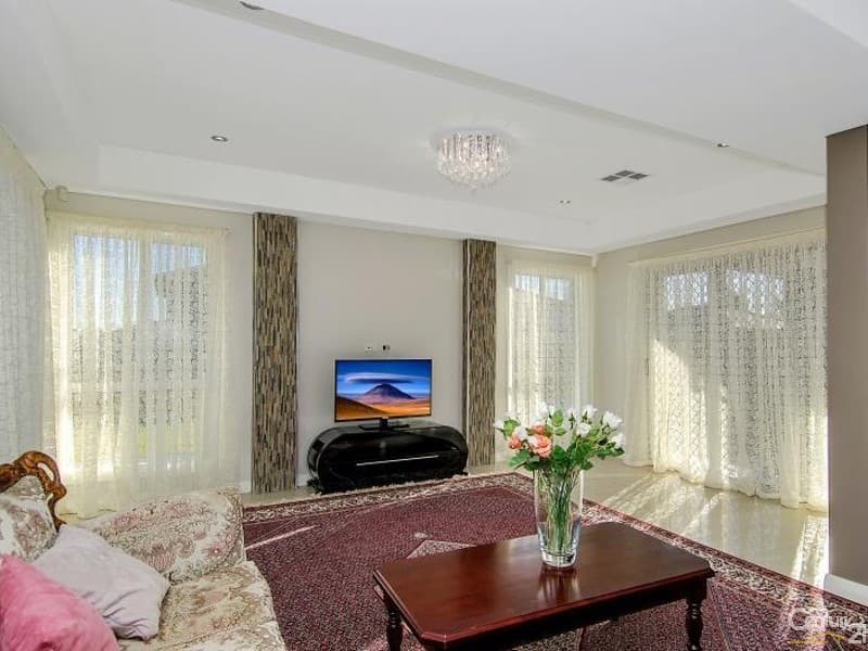 58 Bridgewood Drive, Beaumont Hills, NSW, 2155, Beaumont Hills - Thumbnail 4