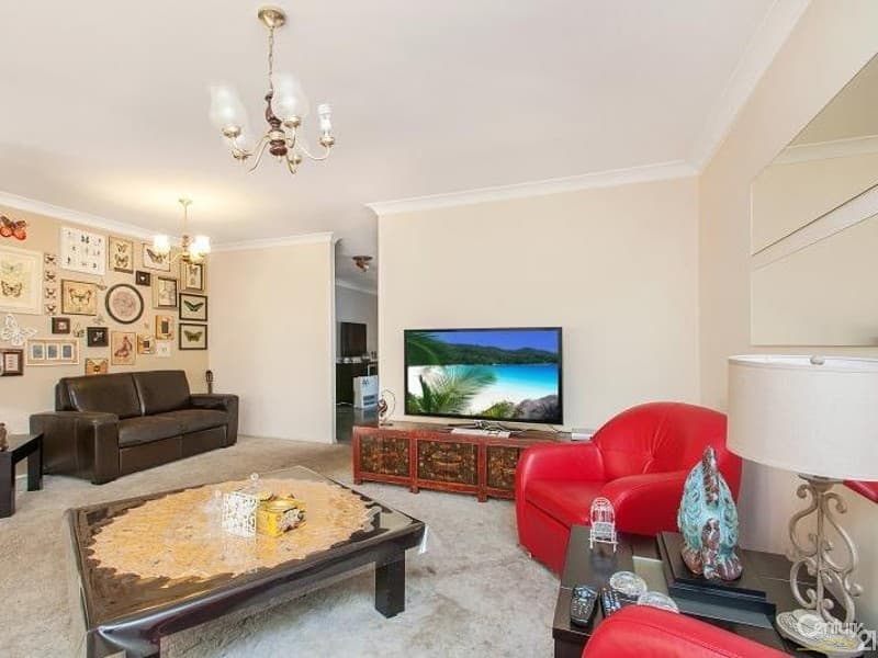 6 Phoenix Avenue, Stanhope Gardens, NSW, 2768, Stanhope Gardens - Thumbnail 2