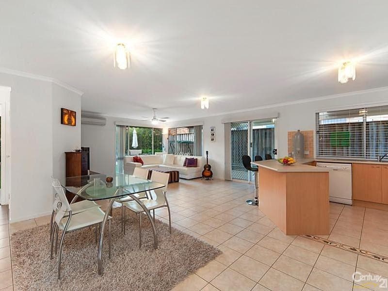 5 Apache Grove, Stanhope Gardens, NSW, 2768, Stanhope Gardens - Thumbnail 2