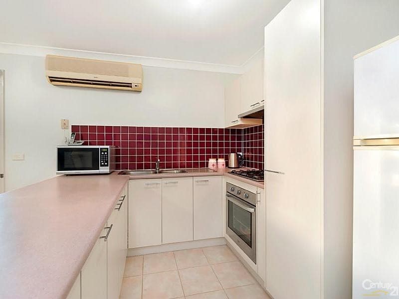 10 Oldbury Street, Stanhope Gardens, NSW, 2768, Stanhope Gardens - Thumbnail 4