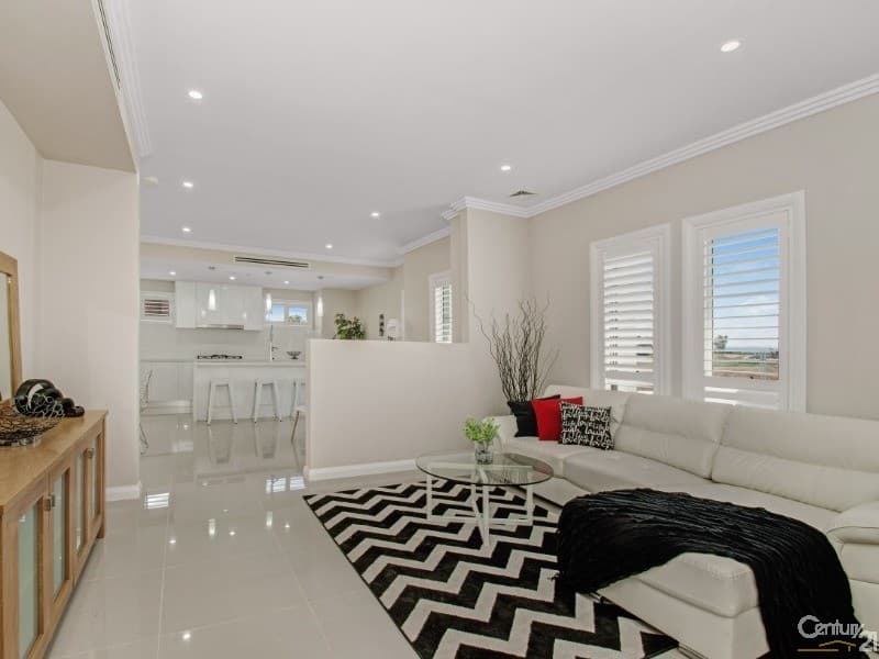 54 Griffith Avenue, Tewantin, QLD, 4565, Tewantin - Thumbnail 2