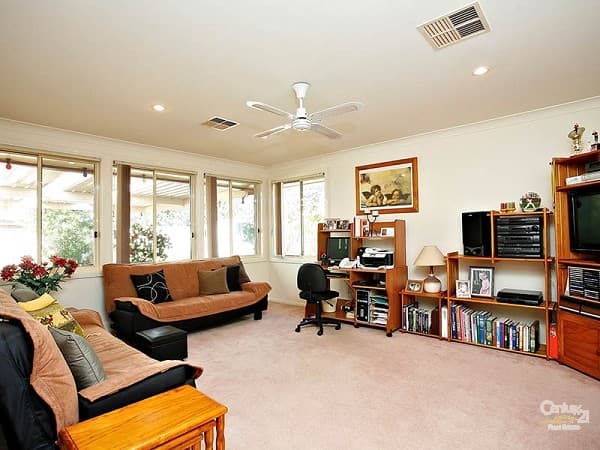 54 Thompson Cres, Glenwood, NSW, 2768, Glenwood - Thumbnail 4