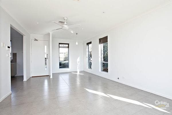 19 Bellcast Road, Rouse Hill, NSW, 2155, Rouse Hill - Thumbnail 2