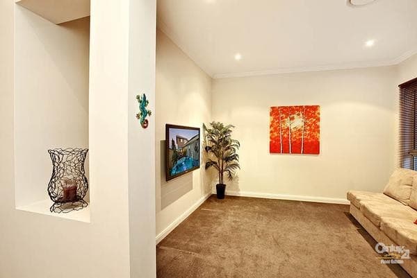 30 Freshwater Road, Rouse Hill, NSW, 2155, Rouse Hill - Thumbnail 2