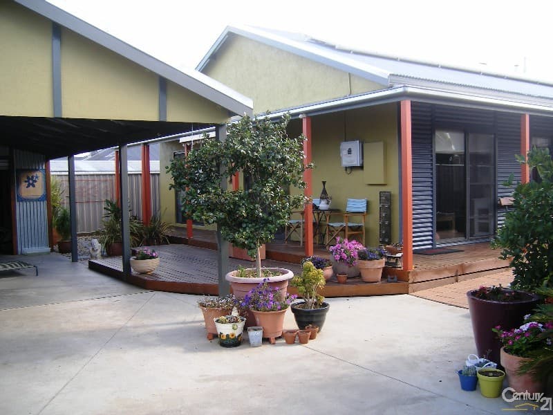 2/25 Mckinlay, Echuca, VIC, 3564, Echuca - Image 1