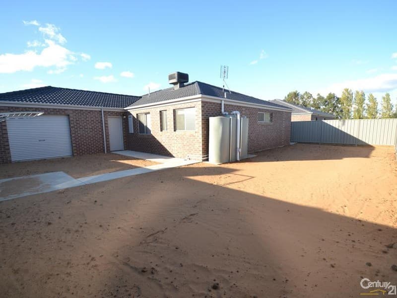 4/2 Paroo Street, Echuca, VIC, 3564, Yandina Creek - Thumbnail 8