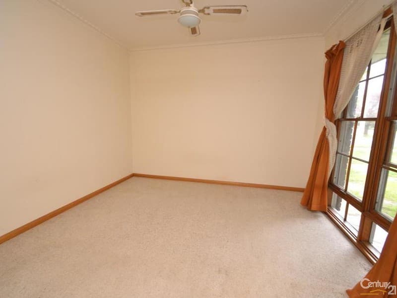 67 Pine Street, Echuca, VIC, 3564, Echuca - Thumbnail 3