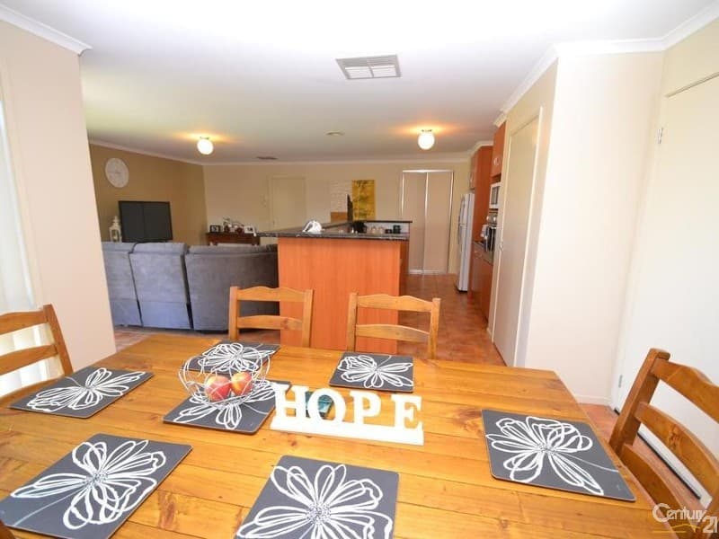 2 Amy Place, Echuca, VIC, 3564, Echuca - Thumbnail 3