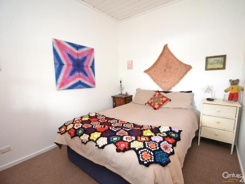 25 Moama Street, Echuca, VIC, 3564, Echuca - Thumbnail 3