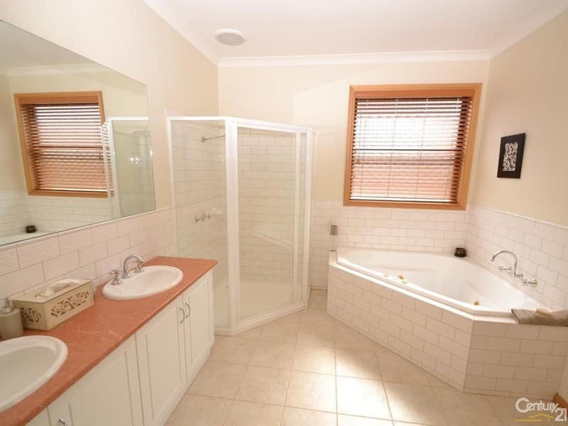 105 Schoeffel Drive, Echuca, VIC, 3564, Echuca - Thumbnail 7