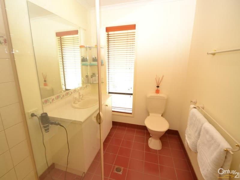 4 Hollara Drive, Moama, NSW, 2731, Moama - Thumbnail 7