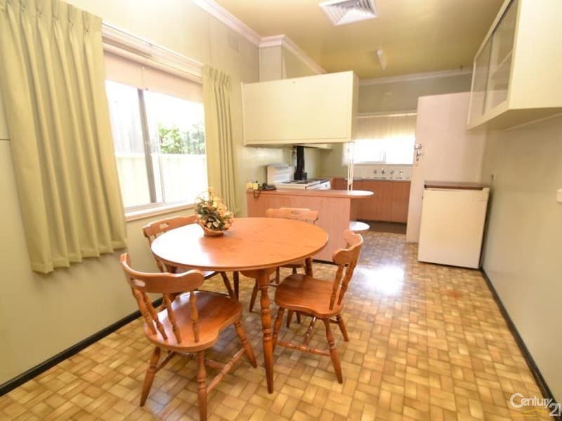 5 Pine Street, Echuca, VIC, 3564, Echuca - Thumbnail 3