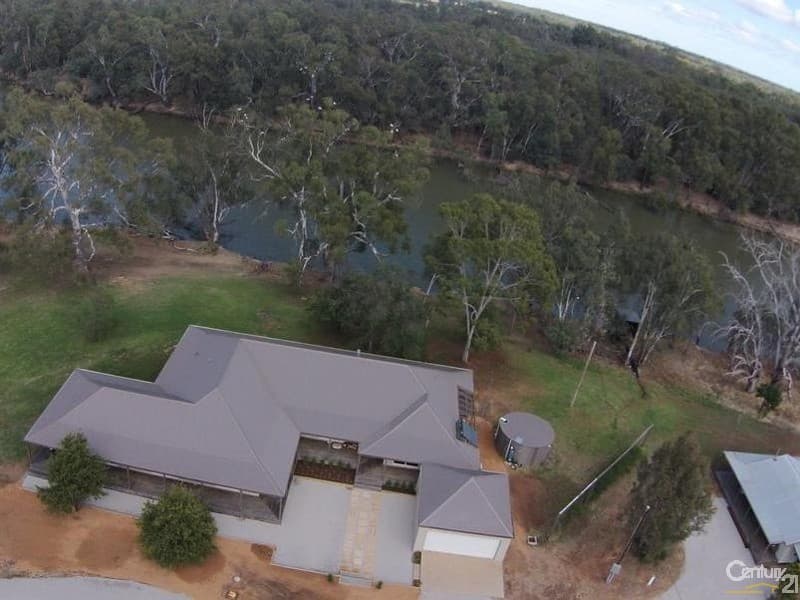 1049 Perricoota Road, Moama, NSW, 2731, Moama - Thumbnail 2