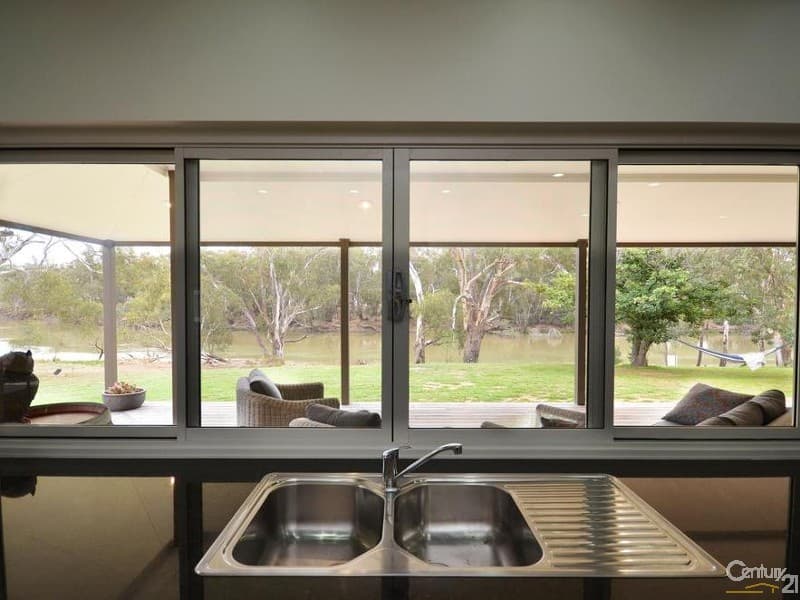 1049 Perricoota Road, Moama, NSW, 2731, Moama - Thumbnail 8
