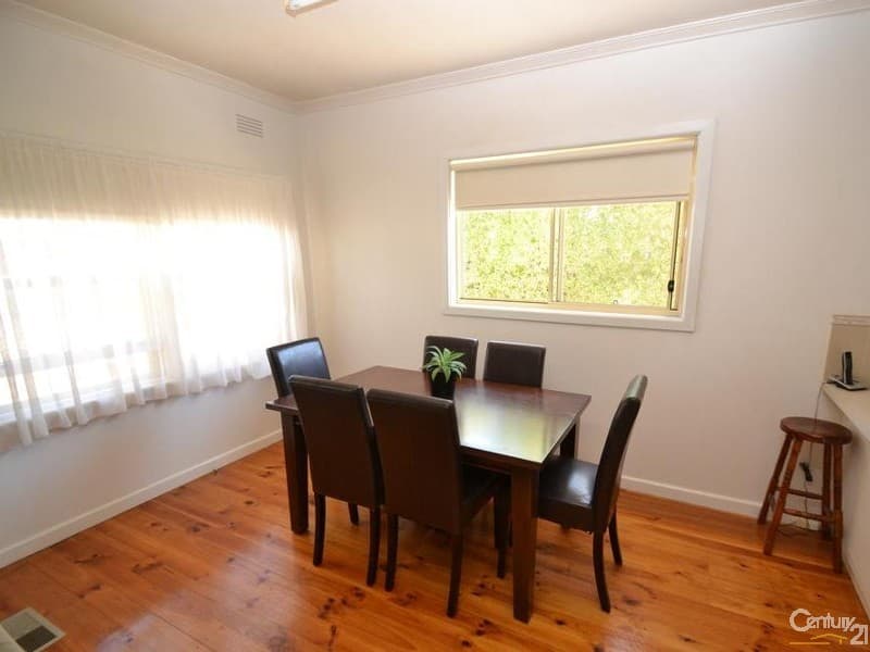 52 Eyre Street, Echuca, VIC, 3564, Echuca - Thumbnail 3