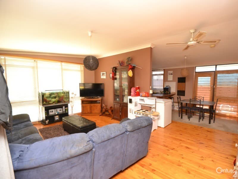 86 Welsh Street, Burpengary, QLD, 4505, Burpengary - Thumbnail 2
