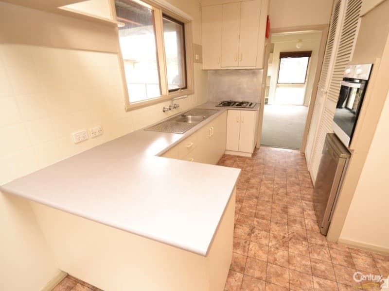 74 Crossen Street, Echuca, VIC, 3564, Echuca - Thumbnail 2