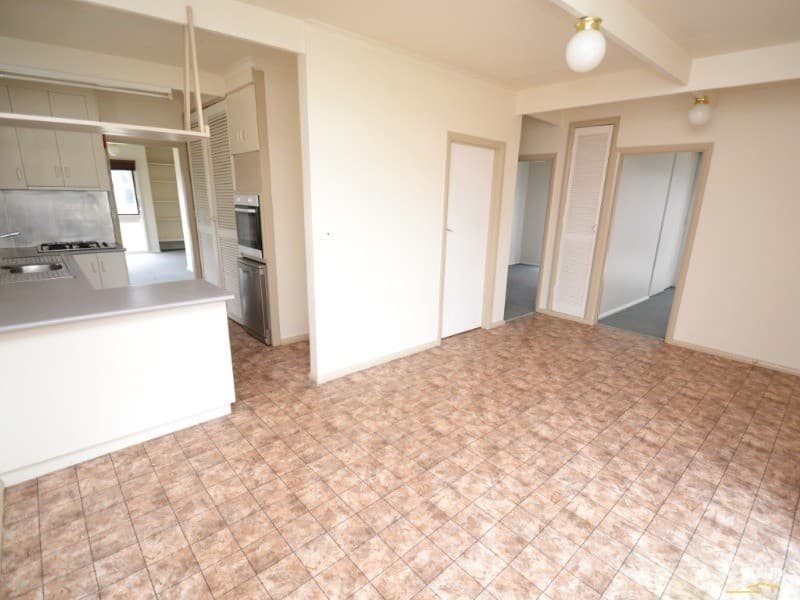 74 Crossen Street, Echuca, VIC, 3564, Echuca - Thumbnail 3