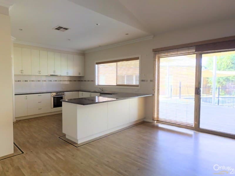 10 Kinross Court, Moama, NSW, 2731, Moama - Image 1