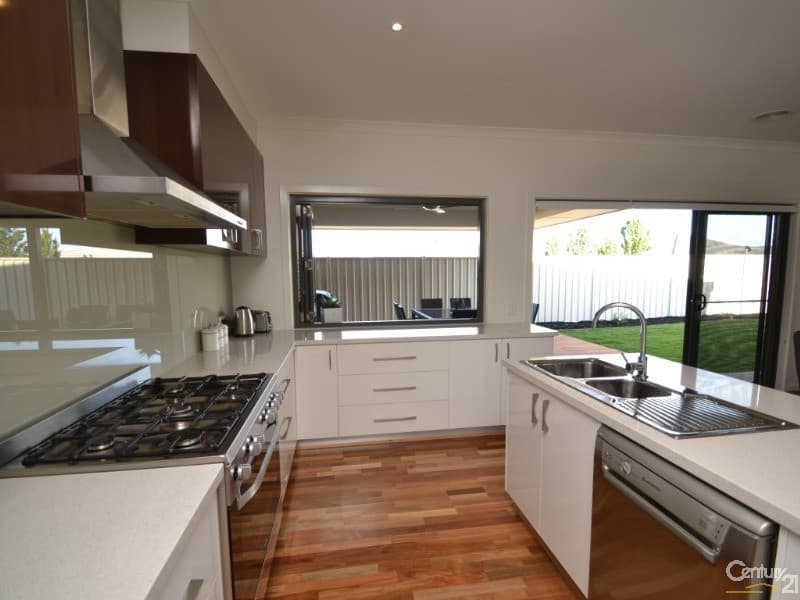 8 Healey Court, Moama, NSW, 2731, Moama - Thumbnail 2